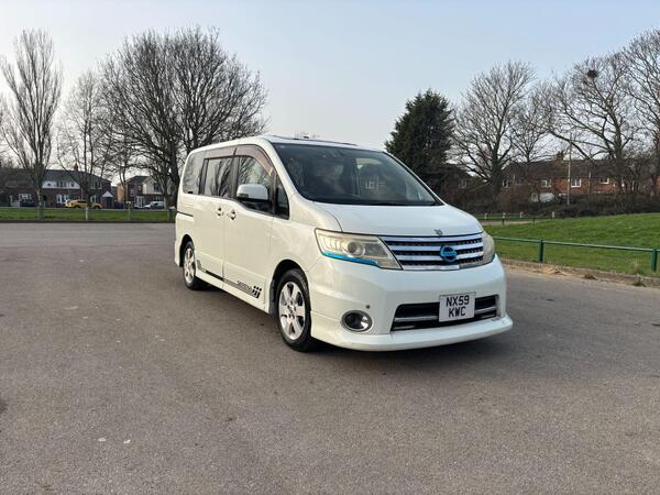 Nissan Serena petrol automatic