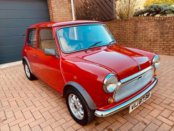 Austin Mini 1.0 City E 2dr