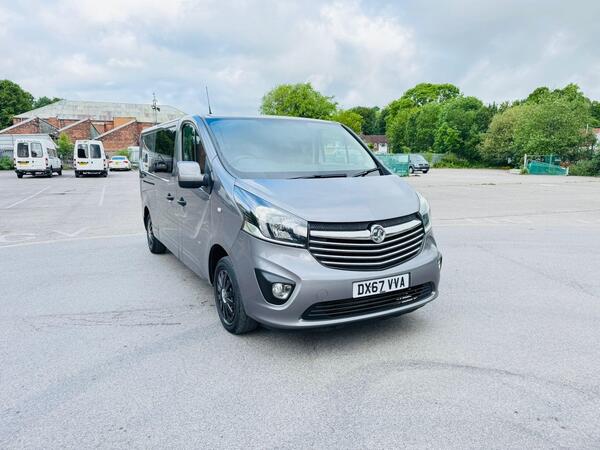 Vauxhall Vivaro 1.6 CDTi 2900 BiTurbo ecoTEC Sportive Crew Van L2 H1 Euro 6 (s/s) 5dr (6 Seat)