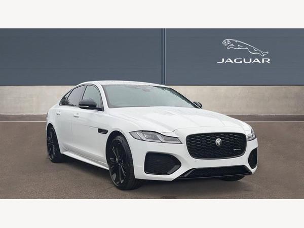 Jaguar XF 2.0 D200 MHEV R-Dynamic SE Black Auto Euro 6 (s/s) 4dr