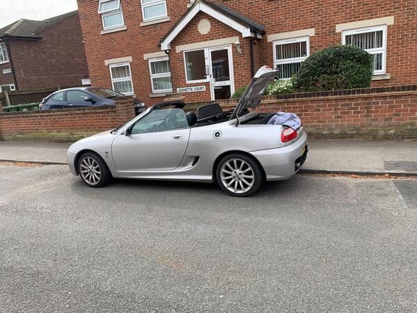 MG TF 1.8 2dr