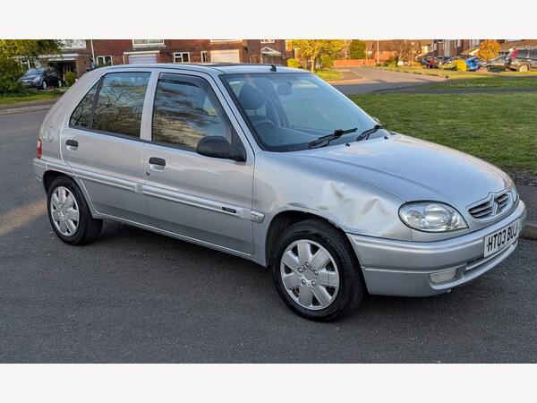Citroen Saxo 1.1i Desire 5dr