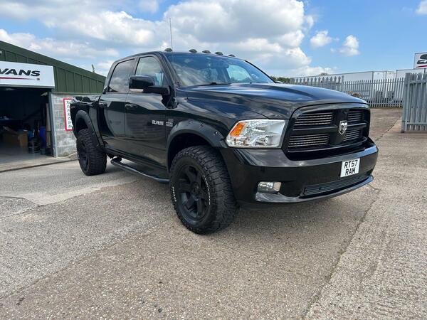Dodge RAM 5.7 V8 Hemi Laramie Auto 4WD Euro 3 4dr