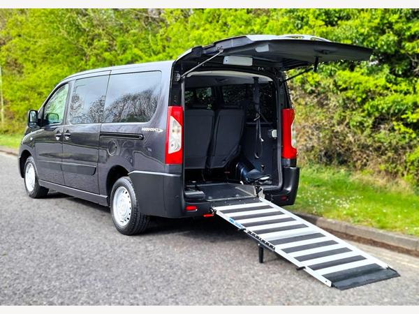 Peugeot Expert Tepee L2 LWB 9 Seat Wheelchair Accessible Disabled Access Ramp Car