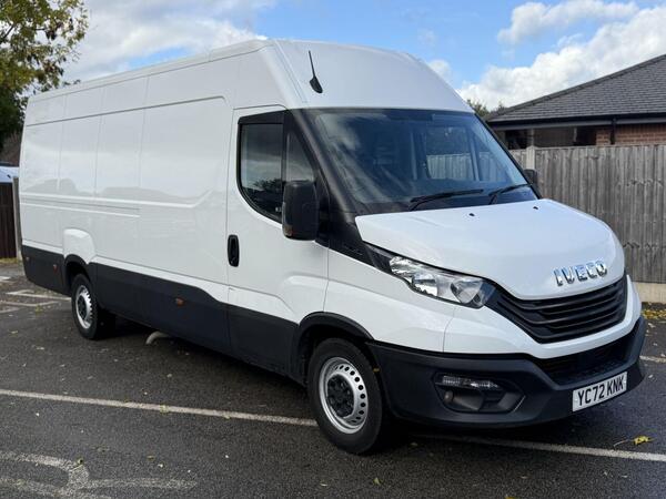 Iveco Daily 2.3D HPI 14V 35S 4100 Panel Van 5dr Diesel Manual LWB H2 Euro 6 (s/s) (136 ps)