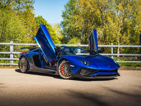 Lamborghini Aventador 6.5 V12 LP 750-4 Superveloce Roadster ISR 4WD Euro 6 2dr