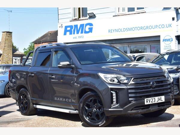 SsangYong Musso NO VAT 2.2D Saracen Pickup Double Cab 4dr Diesel Auto 4WD | ONE OWNER | LEATHER INTERIOR | VITUAL COCKPIT ELECTRIC SEATS | HEATED STEERINGWHEEL | AC