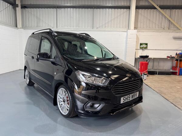 Ford Tourneo Courier 1.5 TDCi Zetec Euro 6 5dr
