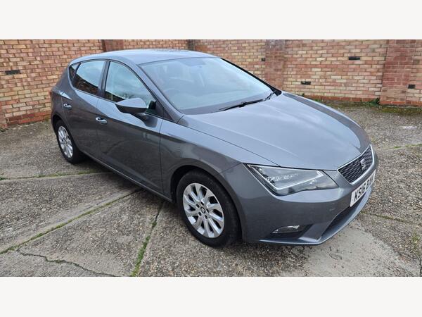 SEAT Leon 1.6 TDI SE DSG Euro 6 (s/s) 5dr