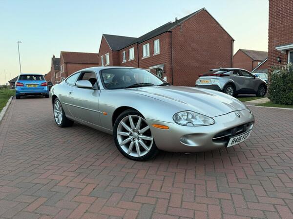 Jaguar XK8 4.0 2dr