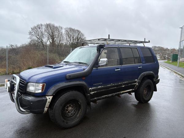 Isuzu Trooper 3.2 V6 Duty 4x4 5dr