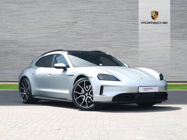 Porsche Taycan Performance Plus 105kWh Sport Turismo Auto RWD 5dr (11kW Charger)