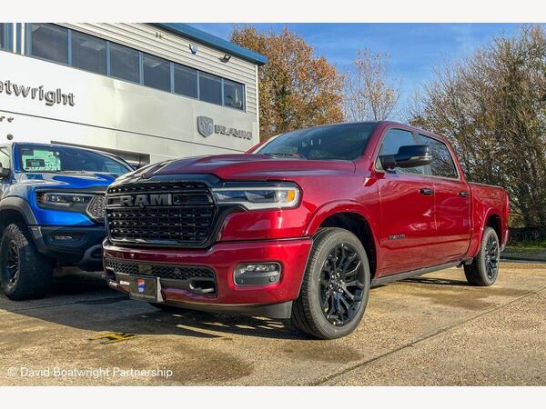 Dodge RAM 1500 Limited Night Edition 3.0 4dr