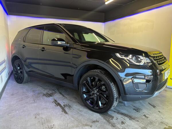 Land Rover Discovery Sport 2.0 TD4 HSE Black Auto 4WD Euro 6 (s/s) 5dr