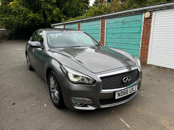 Infiniti Q70 2.2d Premium Auto Euro 6 (s/s) 4dr