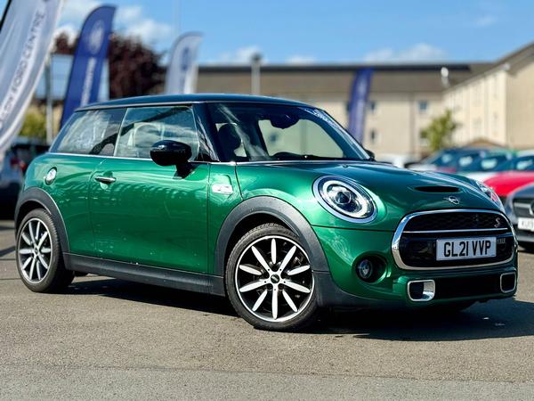 MINI Hatch 2.0 Cooper S Exclusive Steptronic Euro 6 (s/s) 3dr