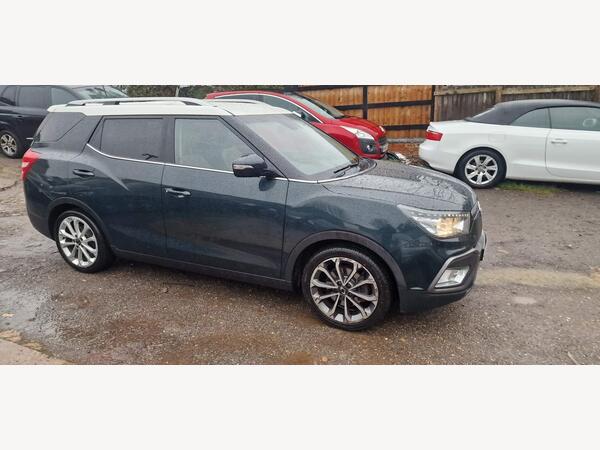 SsangYong Tivoli XLV 1.6 e-XDi ELX Auto Euro 6 5dr