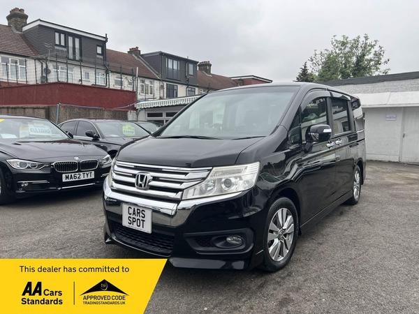 Honda Stepwagon MPV 8 Seats 2.0 Auto CarPlay Petrol 5dr