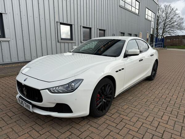 Maserati Ghibli 3.0D V6 ZF Euro 5 (s/s) 4dr