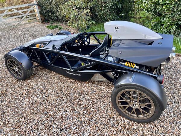 Ariel Atom 4