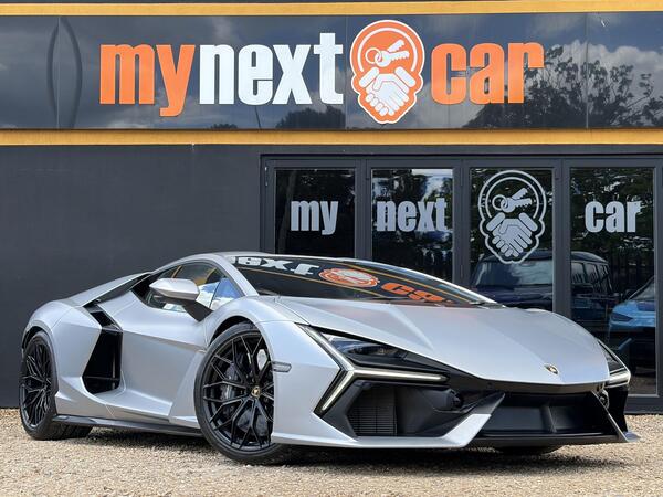 Lamborghini Revuelto 6.5 V12 HPEV 3.8kWh AMT 4WD Euro 6 2dr