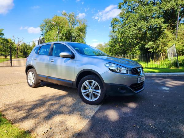 Nissan Qashqai 1.6 Acenta 2WD Euro 5 (s/s) 5dr