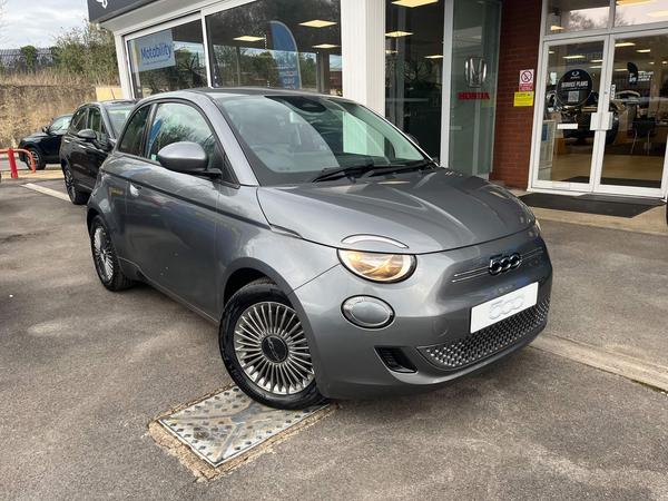 Fiat 500e 42kWh Icon Auto 3dr