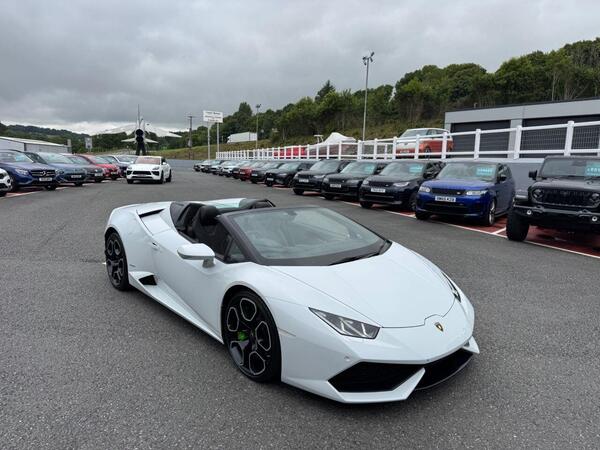 Lamborghini Huracan 5.2 V10 LP 610-4 Spyder LDF 4WD Euro 6 (s/s) 2dr