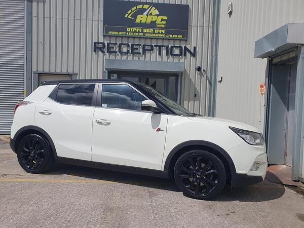 SsangYong Tivoli 1.6 e-XDi ELX Auto 4WD Euro 6 5dr