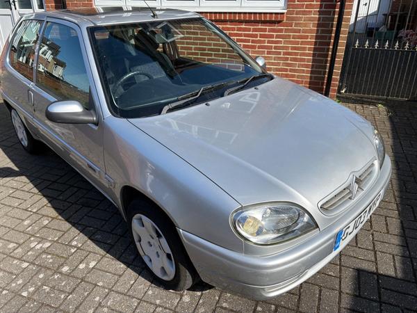 Citroen Saxo 1.1i Desire 3dr