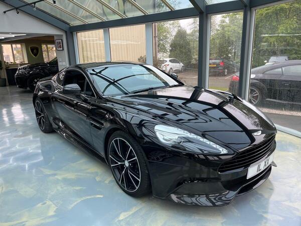 Aston Martin Vanquish 6.0 V12 Carbon Edition Black T-TronIII Euro 6 2dr