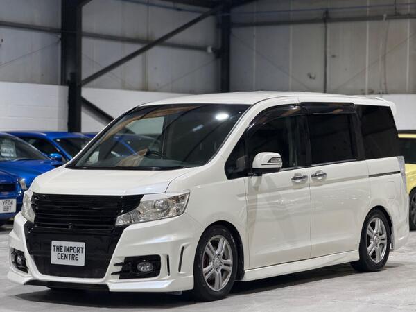 Honda Stepwagon 2.0 Z SPADA | NOBLESSE | 8 SEATER PETROL AUTO 5dr ULEZ