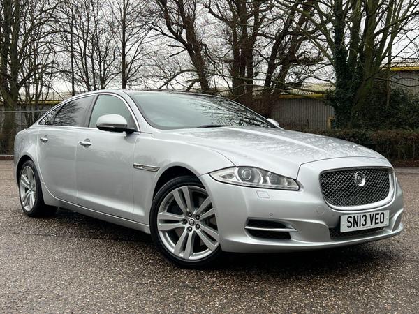 Jaguar XJ 3.0d V6 Premium Luxury Auto Euro 5 (s/s) 4dr (LWB)