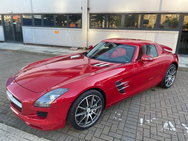 Mercedes-Benz SLS 6.2 63 V8 AMG Coupe 2dr Petrol SpdS DCT Euro 5 (571 ps)