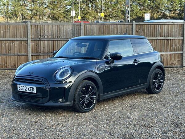 MINI Hatch 1.5 Cooper Exclusive Steptronic Euro 6 (s/s) 3dr