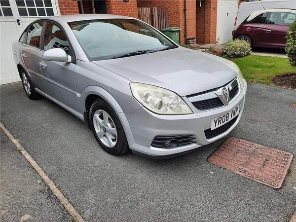 Vauxhall Vectra 1.8 VVT Exclusiv 5dr