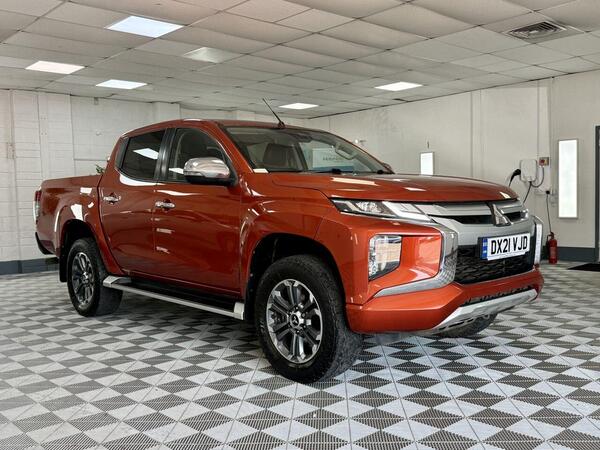 Mitsubishi L200 2.2 DI-D DC Barbarian Auto 4WD Euro 6 (s/s) 4dr