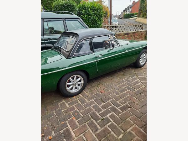 MG MGB GT 1.8 2dr
