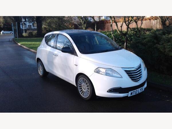 Chrysler Ypsilon 0.9 TwinAir Limited Auto Euro 5 (s/s) 5dr