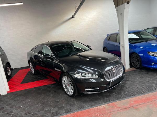 Jaguar XJ 3.0d V6 Premium Luxury Auto Euro 5 (s/s) 4dr