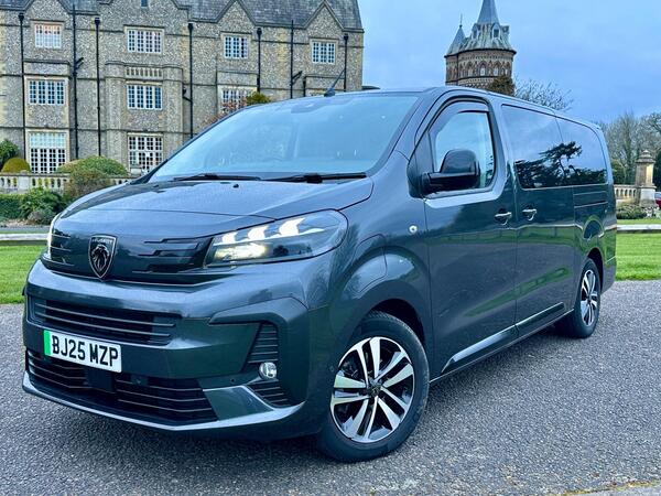 Peugeot e-Traveller 75kWh Allure Long MPV Auto LWB 5dr (8 Seat, 11kW Charger)