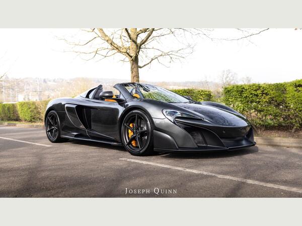 McLaren 675LT SPIDER 2dr
