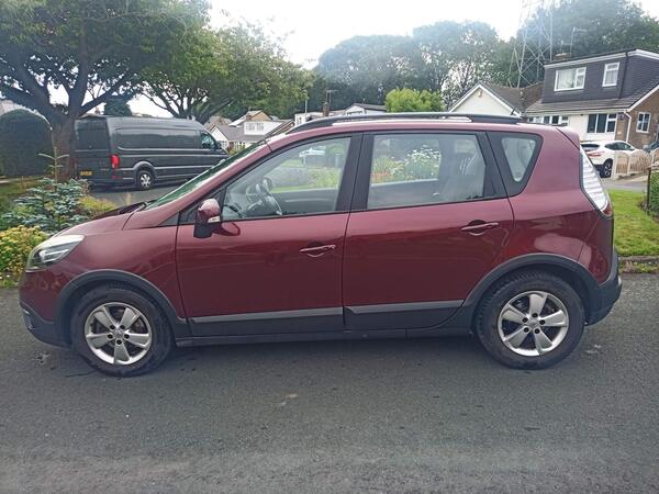 Renault Scenic Xmod 1.5 dCi ENERGY Dynamique TomTom Euro 5 (s/s) 5dr
