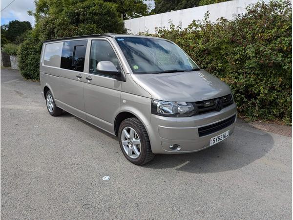 Volkswagen Transporter 2.0 BiTDI T32 Kombi 4dr Diesel Manual 4MOTION L1 H1 (221 g/km, 178 bhp)