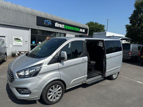 Ford Tourneo Custom 2.0 310 EcoBlue Titanium 9 SEAT Minibus 5dr Manual L2 Euro 6 (s/s) (130 ps) FRESH MOT AND SERVICE !!!!