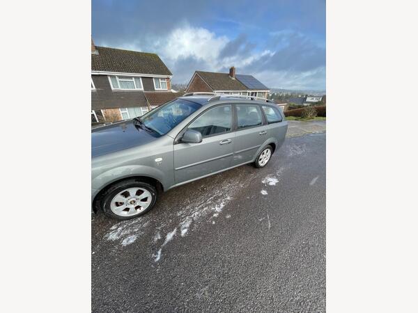 Chevrolet Lacetti 1.6 SX 5dr
