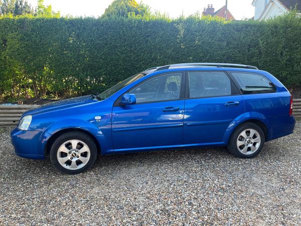 Chevrolet Lacetti 1.6 SX 5dr