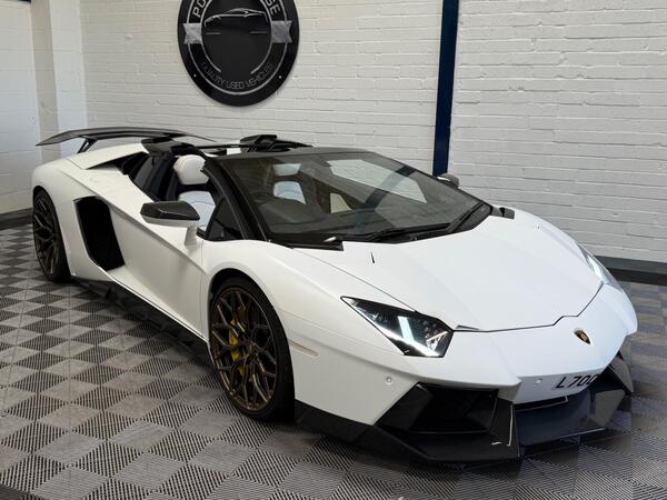 Lamborghini Aventador 6.5 V12 LP 700-4 Roadster ISR 4WD Euro 5 2dr