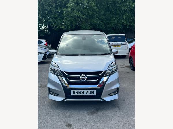 Nissan Serena 2.0 SLX 5dr