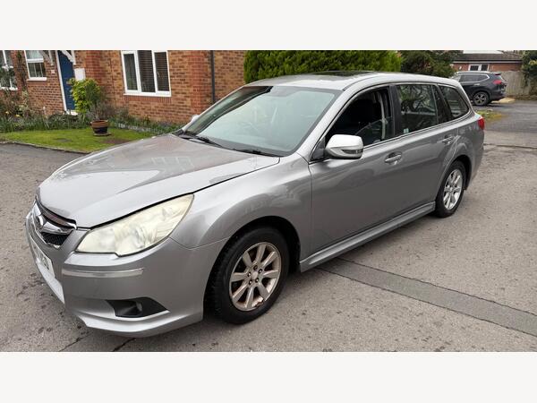 Subaru Legacy 2.0 ES Sport Tourer Lineartronic 4WD Euro 5 5dr (SNav)